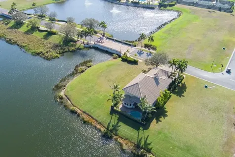152 SE Santa Gardenia Port Saint Lucie FL 34984