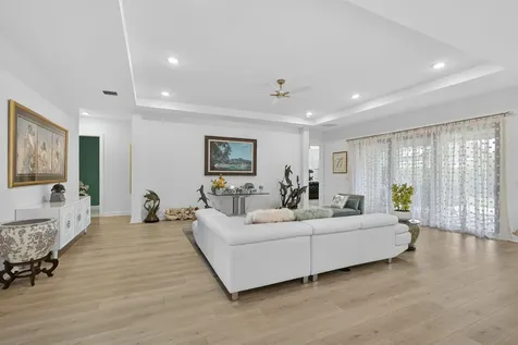 15745 Cresswind Place Westlake FL 33470