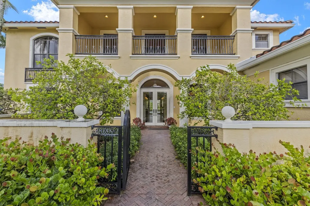 4485 Island Reef Drive Wellington FL 33449