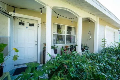 382 Se Evans Avenue Port Saint Lucie FL 34984