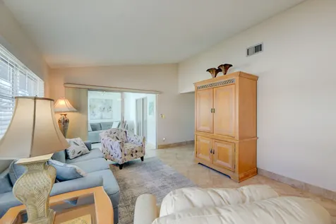 8624 Sunbird Place Boca Raton FL 33496