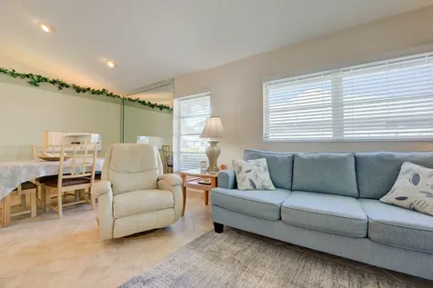 8624 Sunbird Place Boca Raton FL 33496