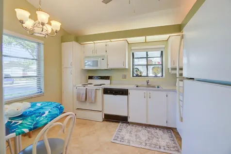 8624 Sunbird Place Boca Raton FL 33496