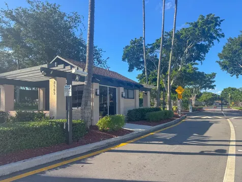 8624 Sunbird Place Boca Raton FL 33496