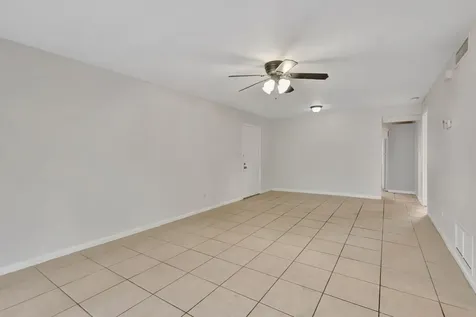 2050 Se Oleander Boulevard Fort Pierce FL 34950