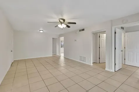 2050 Se Oleander Boulevard Fort Pierce FL 34950