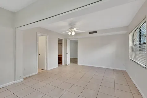 2050 Se Oleander Boulevard Fort Pierce FL 34950