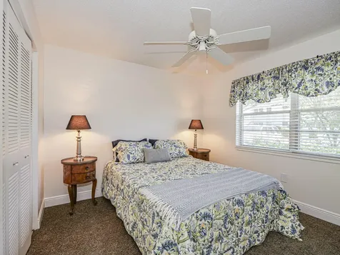 2800 Indian River Boulevard Vero Beach FL 32960
