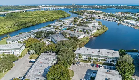 2800 Indian River Boulevard Vero Beach FL 32960