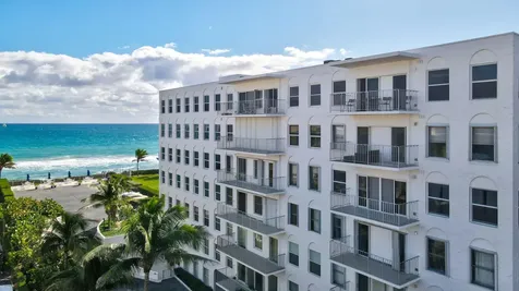 3230 S Ocean Boulevard Palm Beach FL 33480