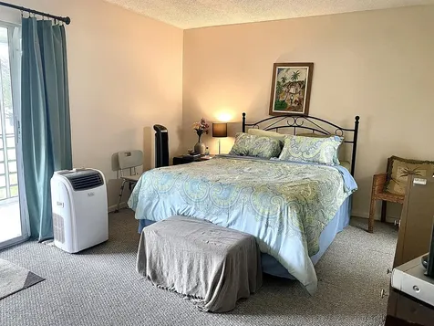 384 Tilford R Deerfield Beach FL 33442