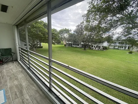 384 Tilford R Deerfield Beach FL 33442