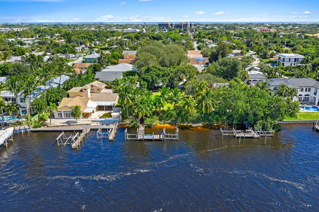 2105 Cove Lane North Palm Beach FL 33408