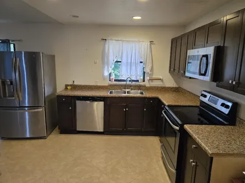 761 Nw Bayshore Boulevard Port Saint Lucie FL 34983