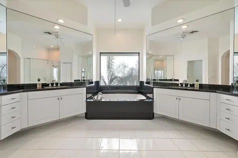 11771 Stonehaven Way Palm Beach Gardens FL 33412