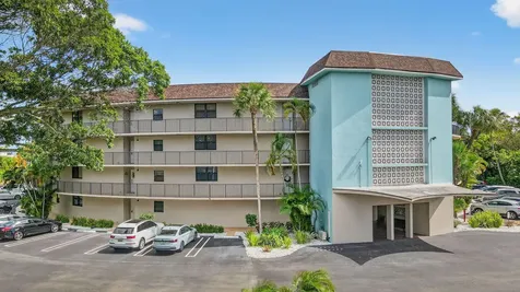 2424 N Federal Highway Boynton Beach FL 33435