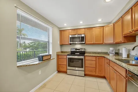 2424 N Federal Highway Boynton Beach FL 33435