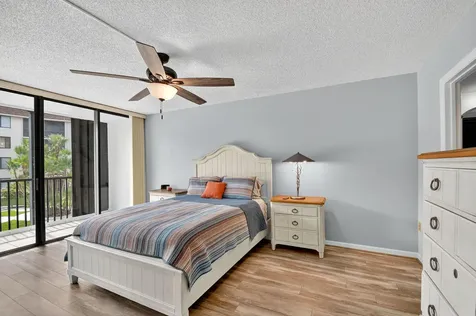 2424 N Federal Highway Boynton Beach FL 33435
