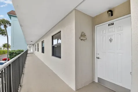 2424 N Federal Highway Boynton Beach FL 33435