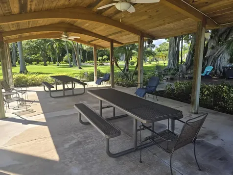 2424 N Federal Highway Boynton Beach FL 33435