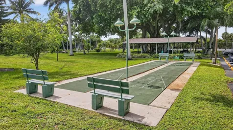 2424 N Federal Highway Boynton Beach FL 33435