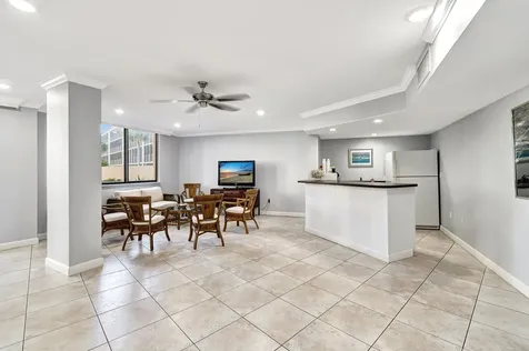 2424 N Federal Highway Boynton Beach FL 33435