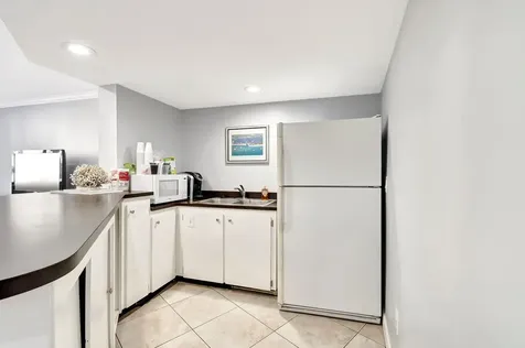 2424 N Federal Highway Boynton Beach FL 33435