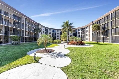 2424 N Federal Highway Boynton Beach FL 33435