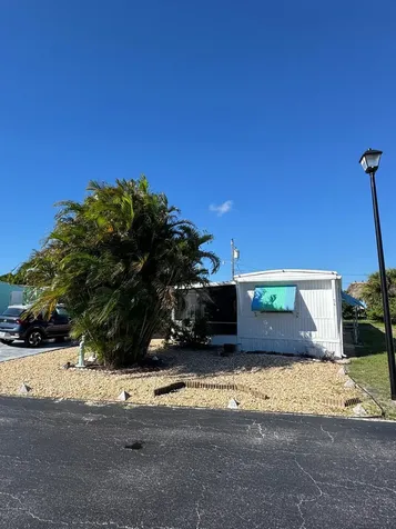 11055 Se Federal Highway Hobe Sound FL 33455