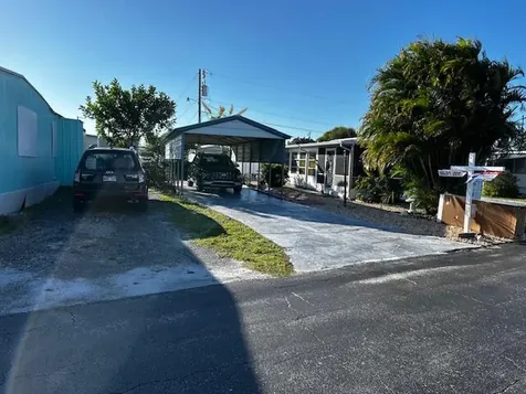 11055 Se Federal Highway Hobe Sound FL 33455