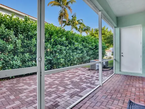 2226 Oakmont Drive Riviera Beach FL 33404