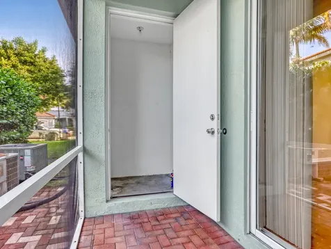 2226 Oakmont Drive Riviera Beach FL 33404