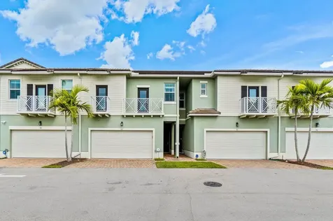 62 Sabal Court Royal Palm Beach FL 33411