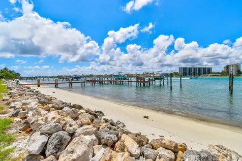 19850 Beach Road Jupiter FL 33469