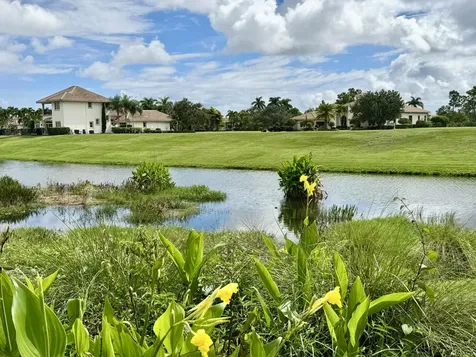 137 SE Mira Lavella Port Saint Lucie FL 34984