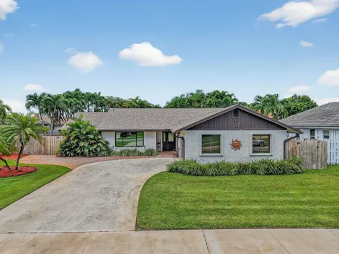 17705 Maplewood Drive Boca Raton FL 33487