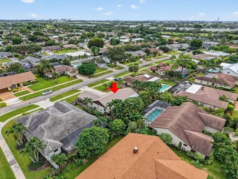 17705 Maplewood Drive Boca Raton FL 33487