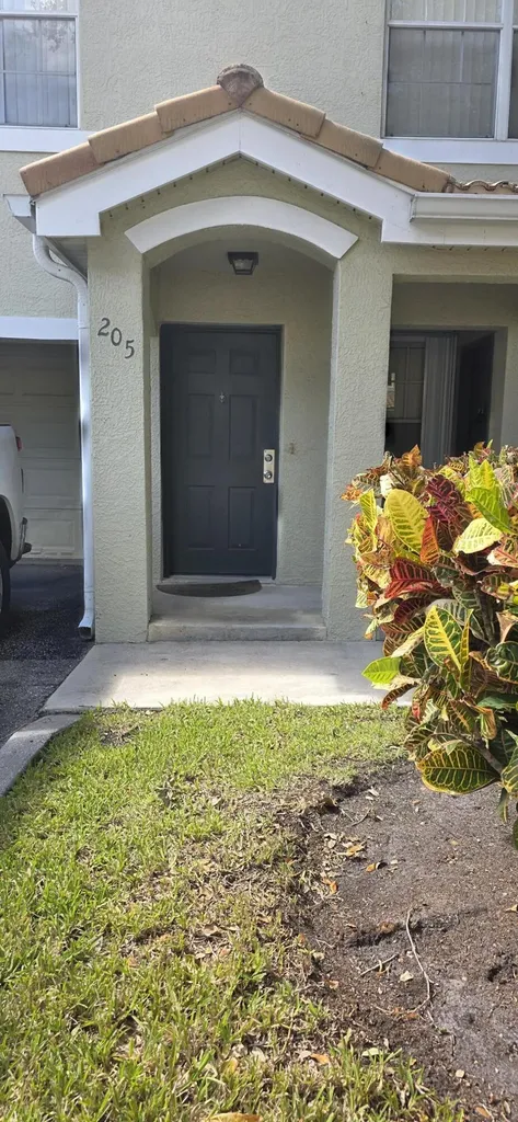 108 SW Peacock Boulevard Port Saint Lucie FL 34986