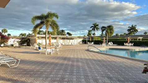 2568 Dudley Drive West Palm Beach FL 33415
