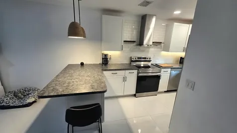 2568 Dudley Drive West Palm Beach FL 33415