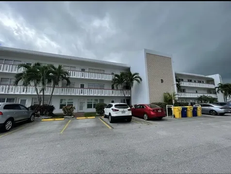 308 Wellington D West Palm Beach FL 33417