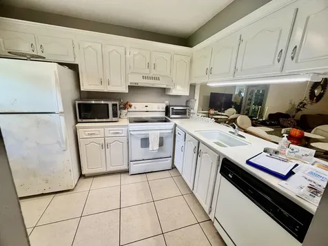 1211 Bahama Bend Coconut Creek FL 33066
