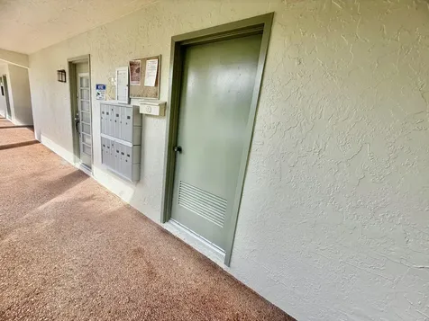 1211 Bahama Bend Coconut Creek FL 33066