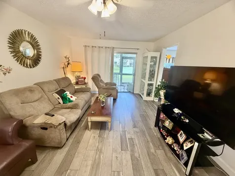 1211 Bahama Bend Coconut Creek FL 33066