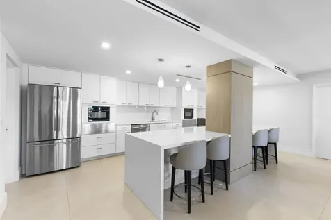 50 East Road Delray Beach FL 33483