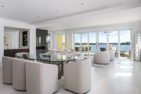 7 Royal Palm Pointe Vero Beach FL 32960