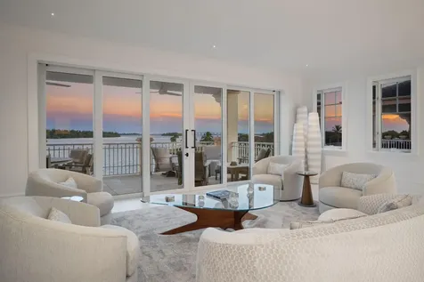 7 Royal Palm Pointe Vero Beach FL 32960