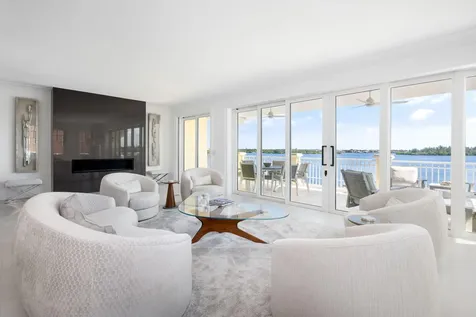 7 Royal Palm Pointe Vero Beach FL 32960