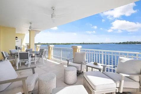 7 Royal Palm Pointe Vero Beach FL 32960