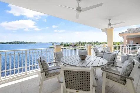 7 Royal Palm Pointe Vero Beach FL 32960